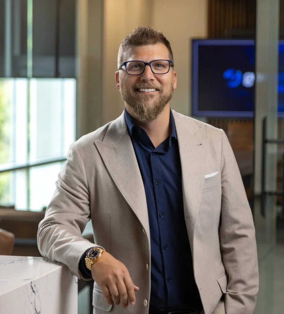 GOMedia Dr.JasonGladwell 01 scaled e1773228239776